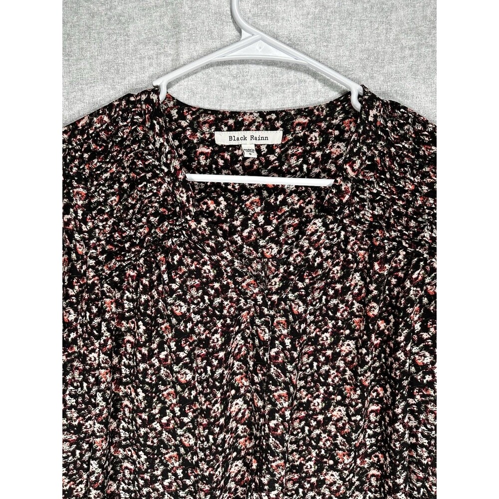 Black Rainn Women Black/White/Red Multi Floral Top Shirt Sz Small Blouse